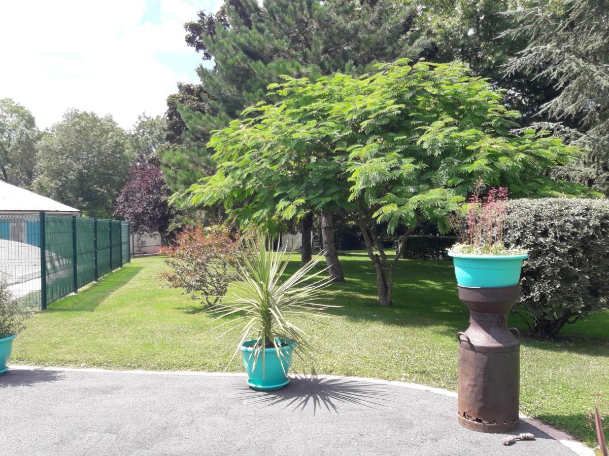 Logis De Lange Studio 2 P Saint-Hilaire-la-Palud Bagian luar foto
